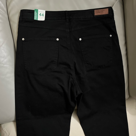 NWT - United Colors of Benetton Women’s Straight Fit Jeans - US Size 8 - Picture 5 of 9